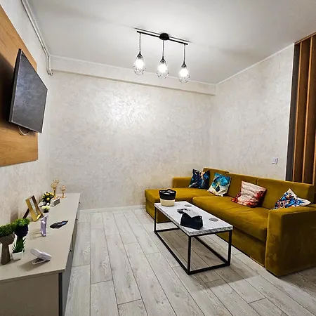 Double View Apartment