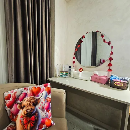 Double View Apartment